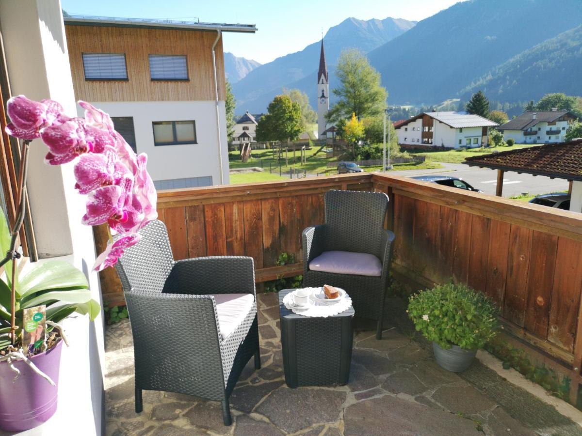 Gaestehaus Wolf Elbigenalp Exterior foto